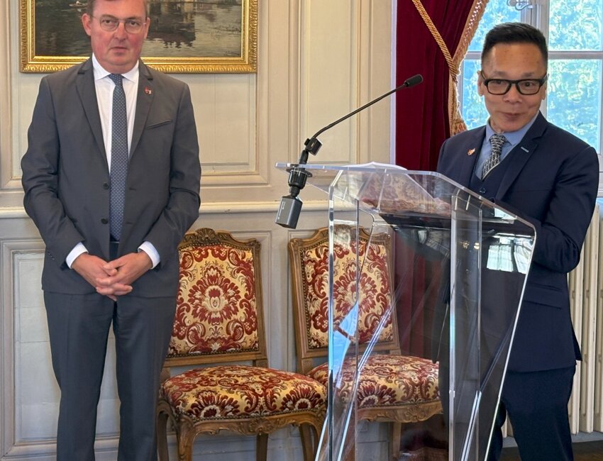 © Alexandra Marquet- Samuel Hazard, le maire de Verdun et  Khiem Thanh Nhat, le président de Sentai Asiancook unis dans ce projet économique.