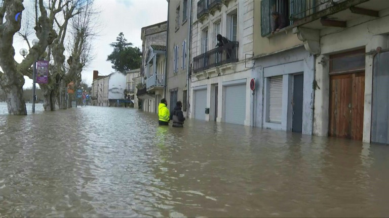 Crues: rouge dans le Sud-Ouest, la vigilance orange gagne le Bassin parisien
