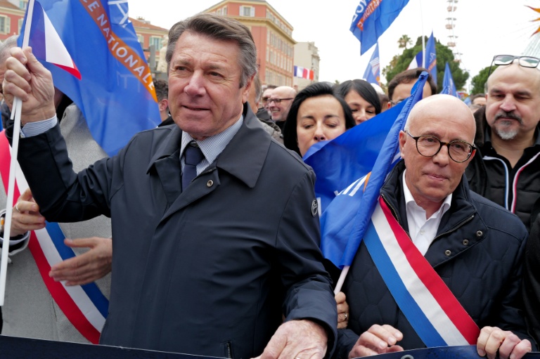 Ciotti nettement en tête à Nice selon un sondage, Estrosi dénonce 