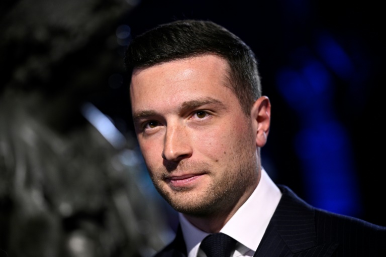 Mort de Quentin Deranque: Bardella s'inquiète d'une présidentielle 