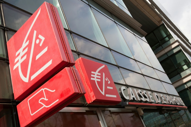 Pratiques commerciales trompeuses: deux Caisses d'Epargne écopent de plus de 9 M EUR d'amendes (DGCCRF)