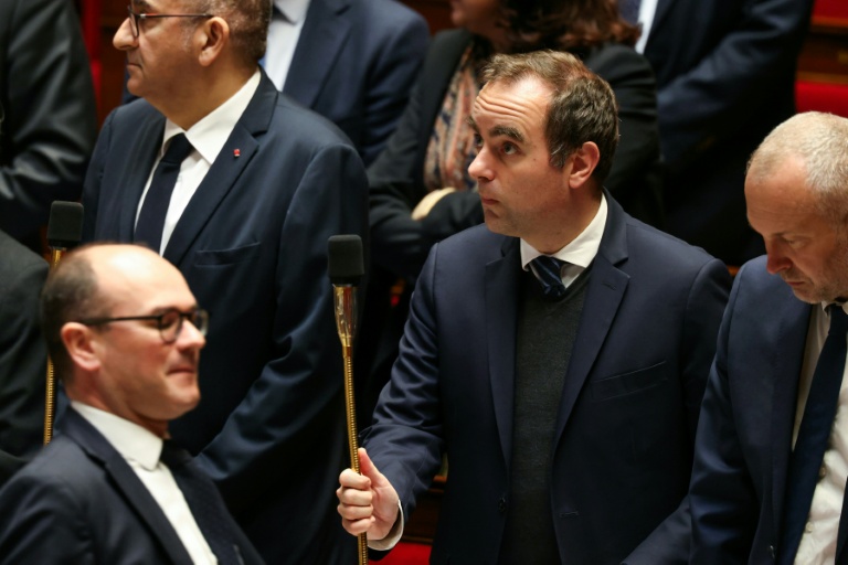 Motions de censure RN et LFI sur l'énergie: "un désordre politique inutile", cingle Lecornu