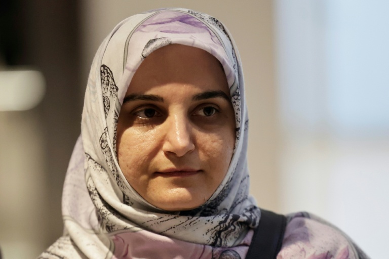 L'Iranienne Esfandiari assignée à résidence après sa condamnation