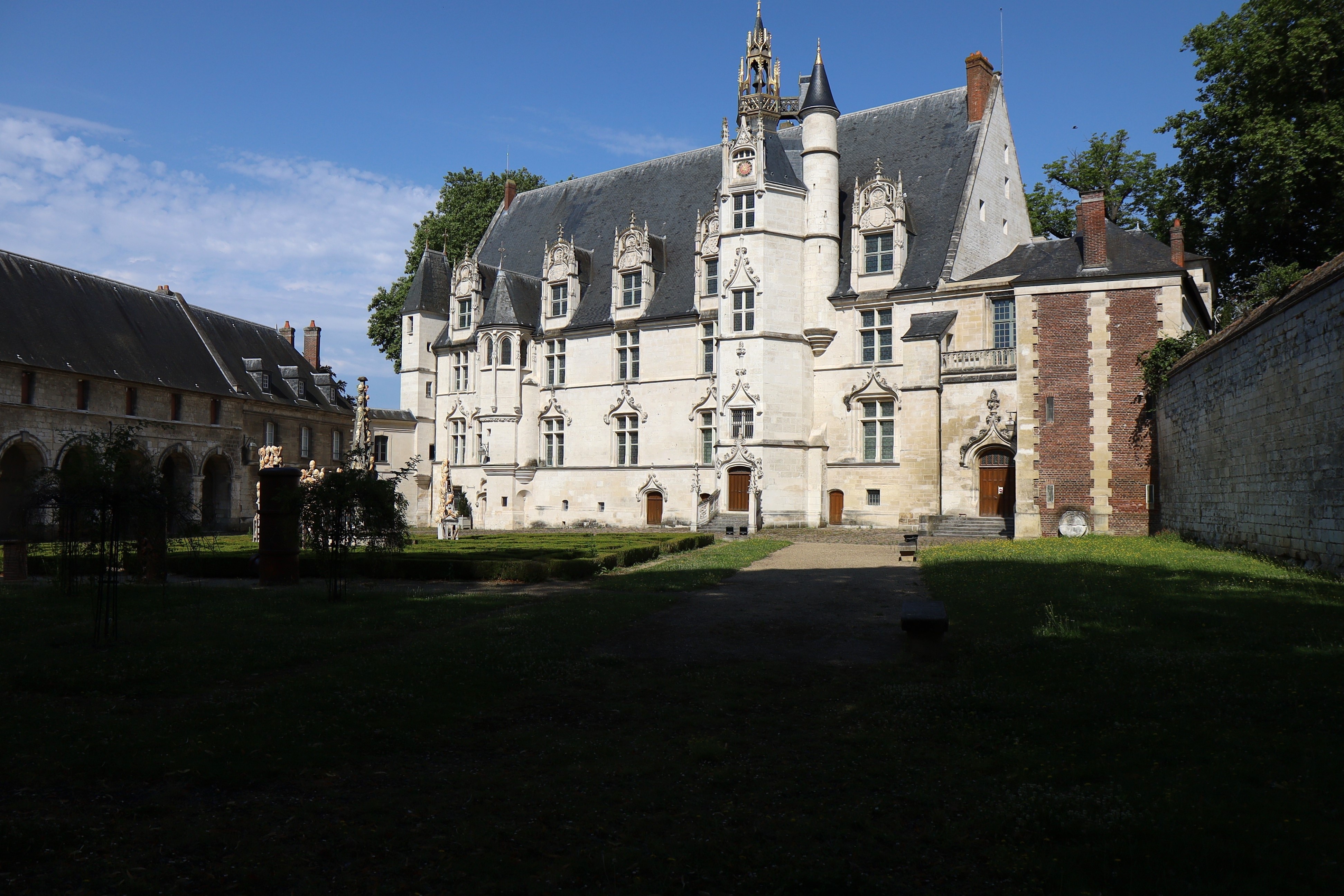 Beauvais : trois ans de recherches sur le Palais Épiscopal dévoilés au public