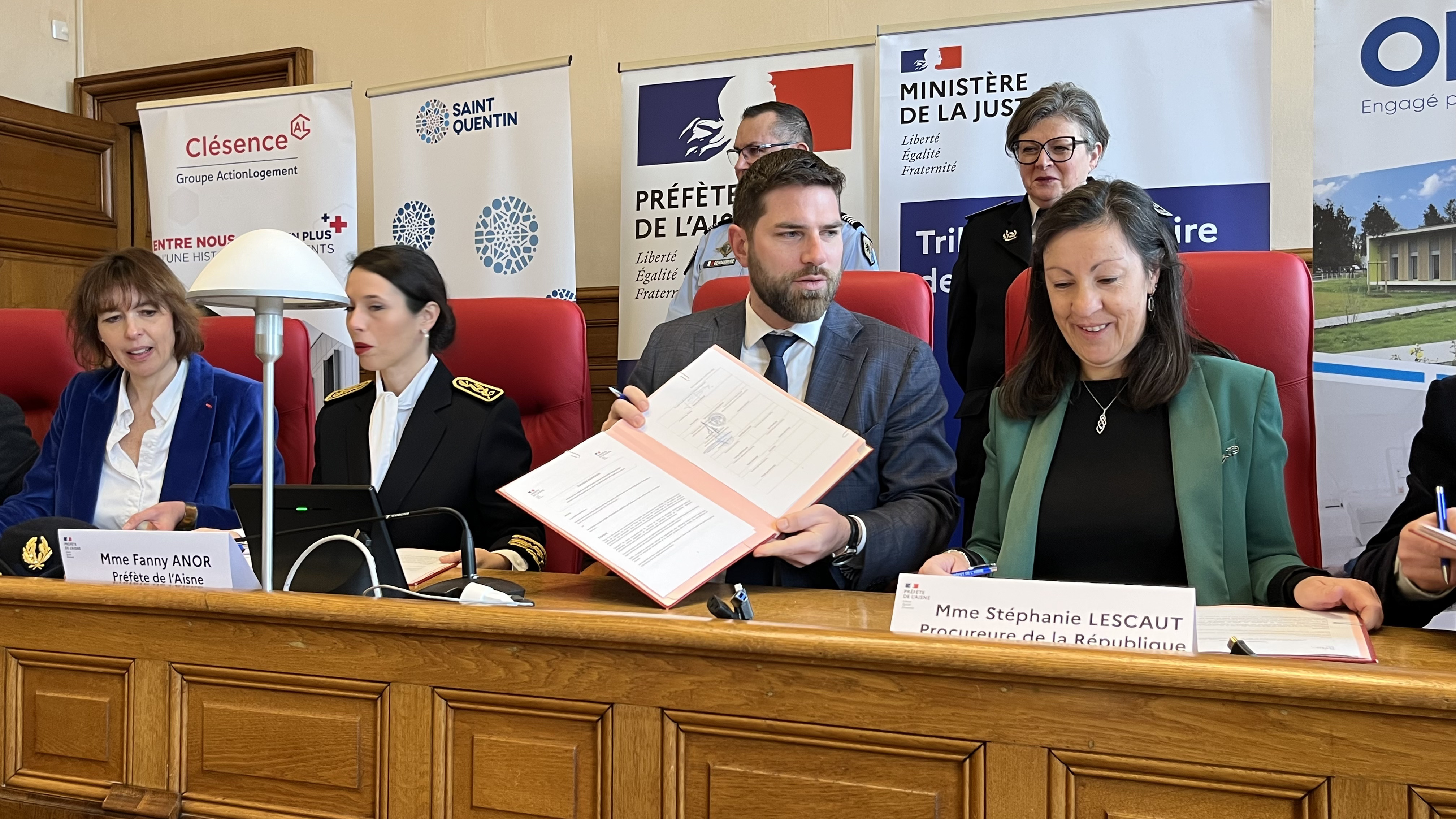 Saint-Quentin : Le ministre de la Ville vient renforcer l’action des bailleurs sociaux face à la délinquance