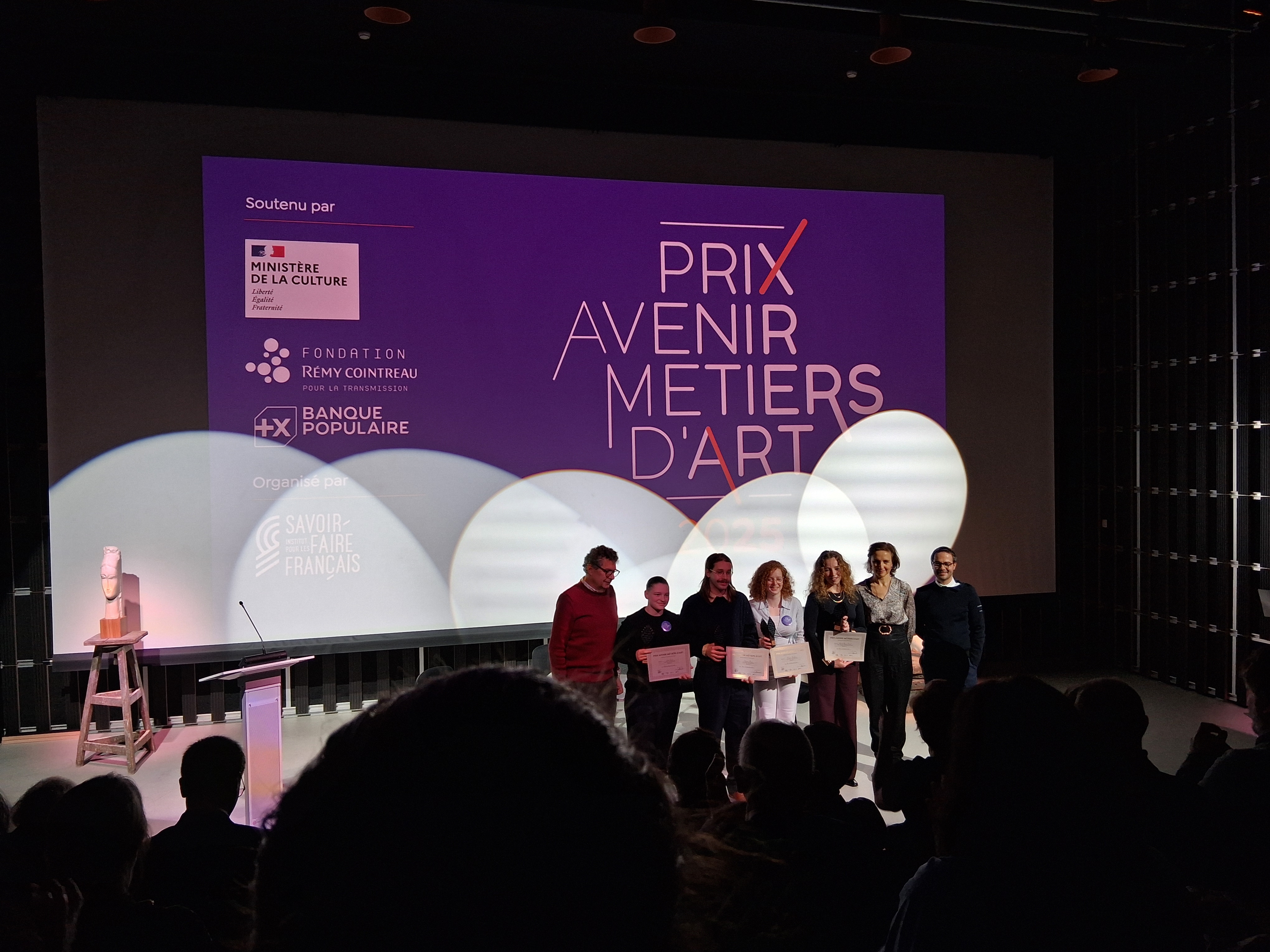 Les jeunes à l'honneur dans les métiers d'art