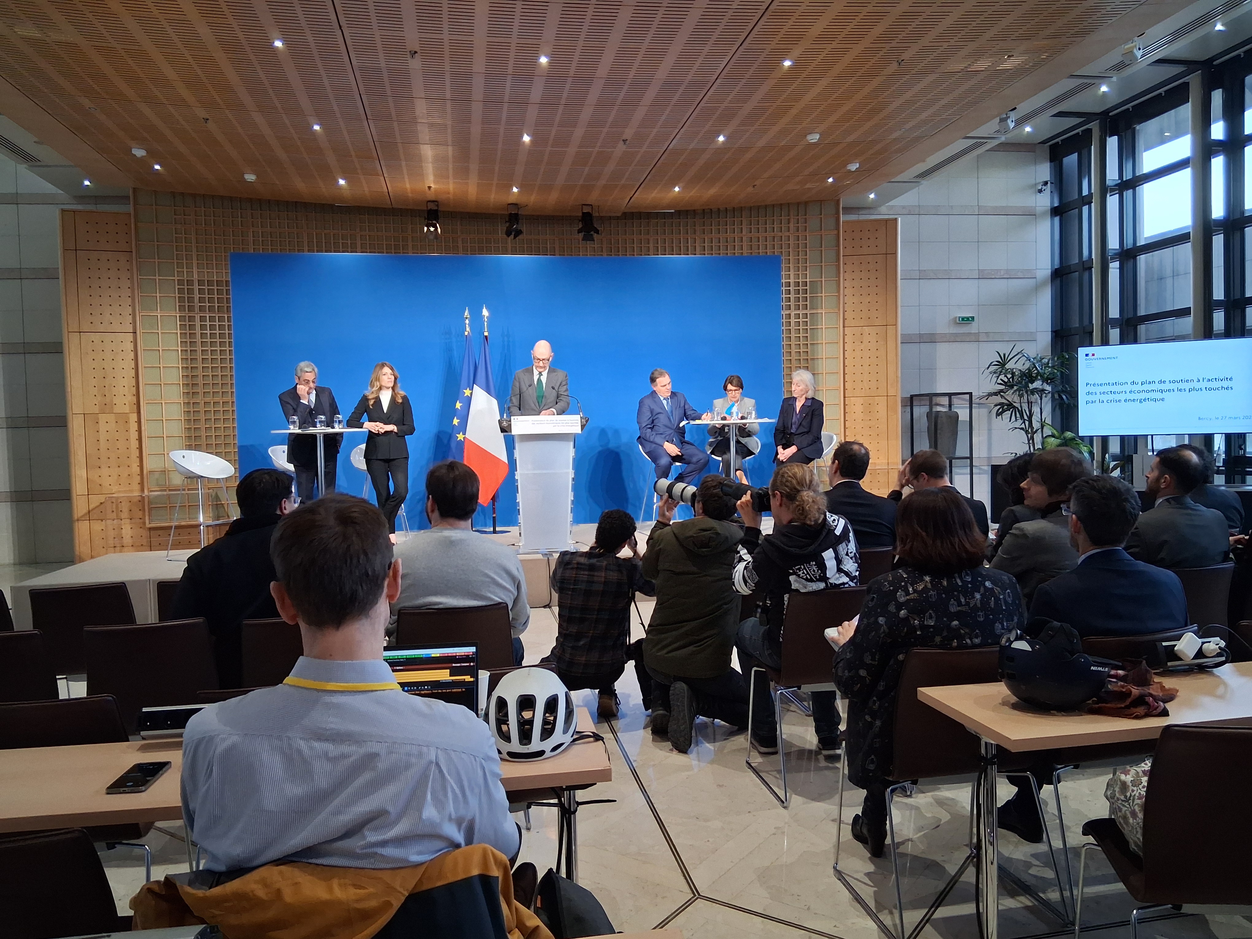 Flambée des prix de l’énergie : le gouvernement prend des mesures très ciblées