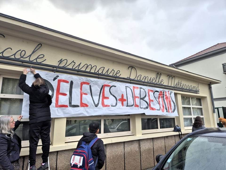 Des maires à l’épreuve des fermetures de classes annoncées