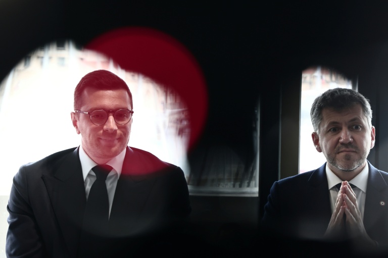 A une semaine des municipales, derniers jours d'une campagne sans certitude