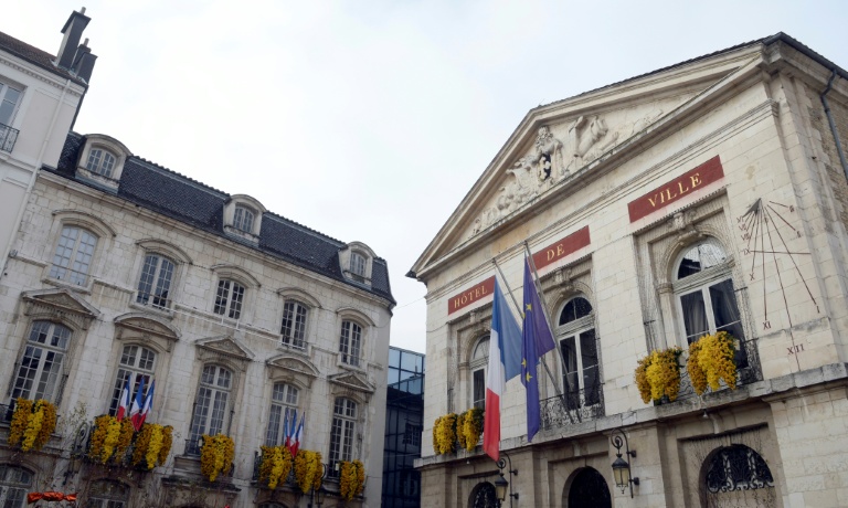 Municipales: des LR chez un zemmouriste, Bourg-en-Bresse un 