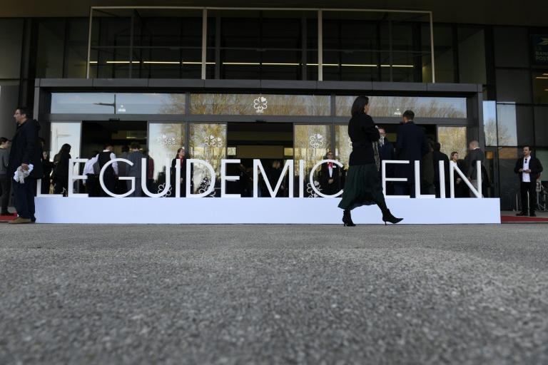 Rétrogradations du guide Michelin: l'Ambroisie perd sa troisième étoile, Bras en relégation