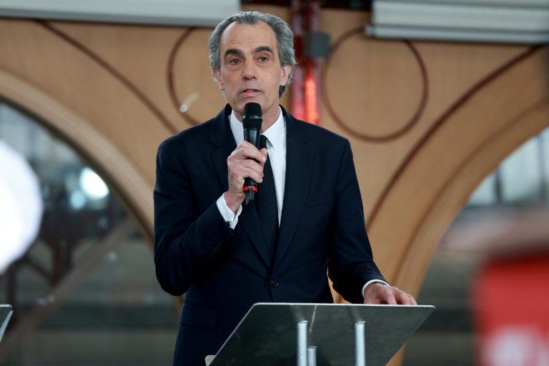 Municipales: à Bordeaux, Dessertine exclut toute alliance et durcit le ton contre Cazenave