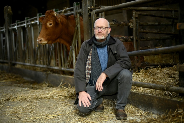 Climat: décision sur la responsabilité de TotalEnergies, poursuivi par un agriculteur belge