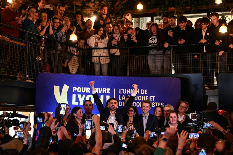 Municipales: le PS et les Ecologistes face à une stratégie dans l'impasse