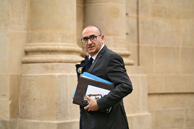 Pâques et Pessah: Nuñez demande une 