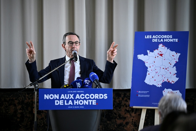 Des Républicains aux socialistes chaude ambiance post-municipales, 2027 dans toutes les têtes