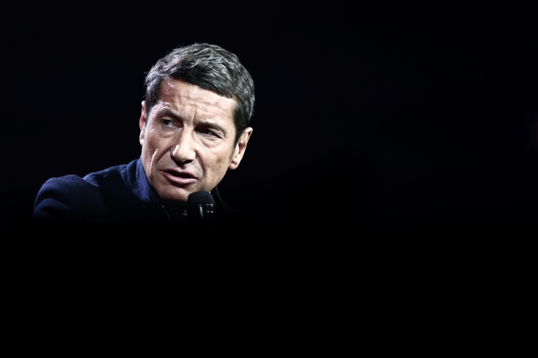 Le maire de Cannes David Lisnard quitte LR et dénonce un choix 