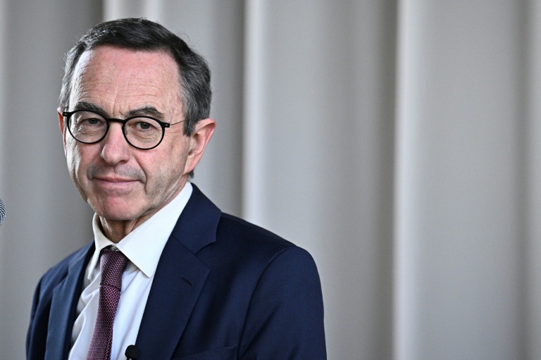 Pour Retailleau (LR), 