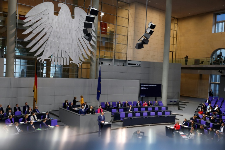 Allemagne: le parlement adopte la réforme attendue de la prévoyance retraite privée