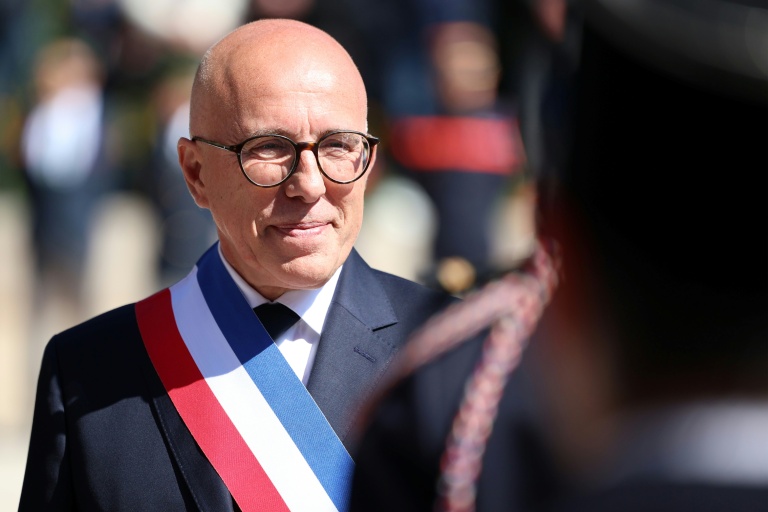 Installé maire, Éric Ciotti qualifie sa victoire 