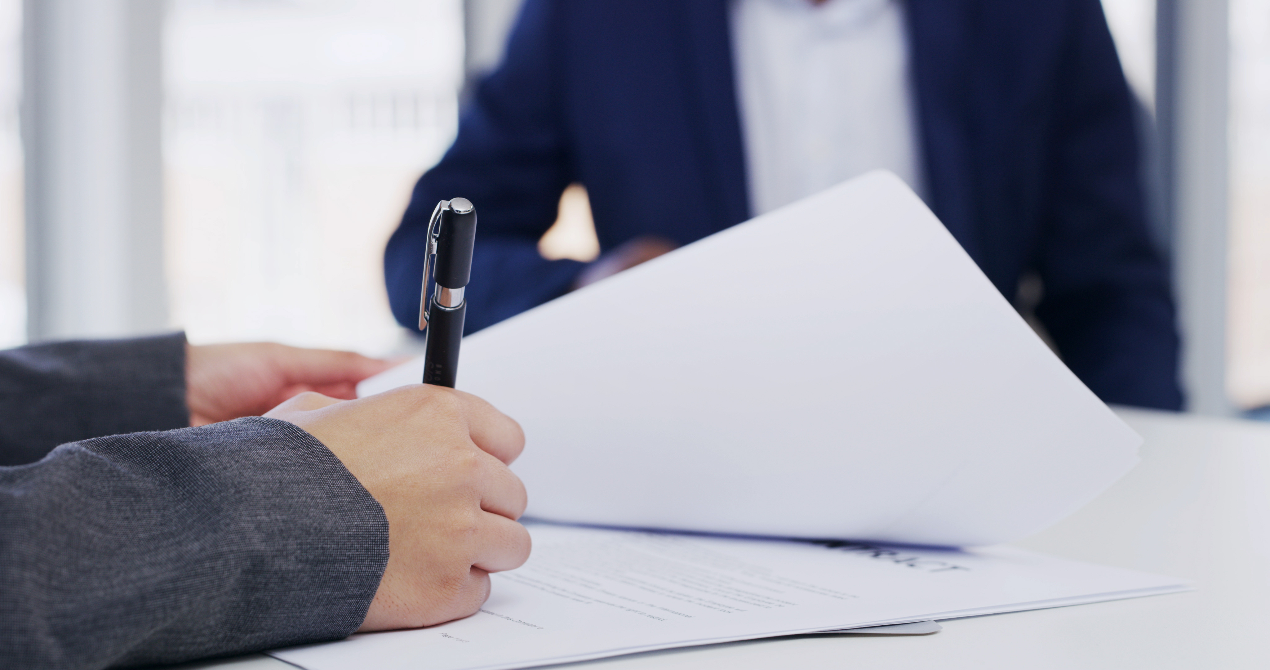 Modification du contrat de travail ou simple changement des conditions de travail : les règles diffèrent