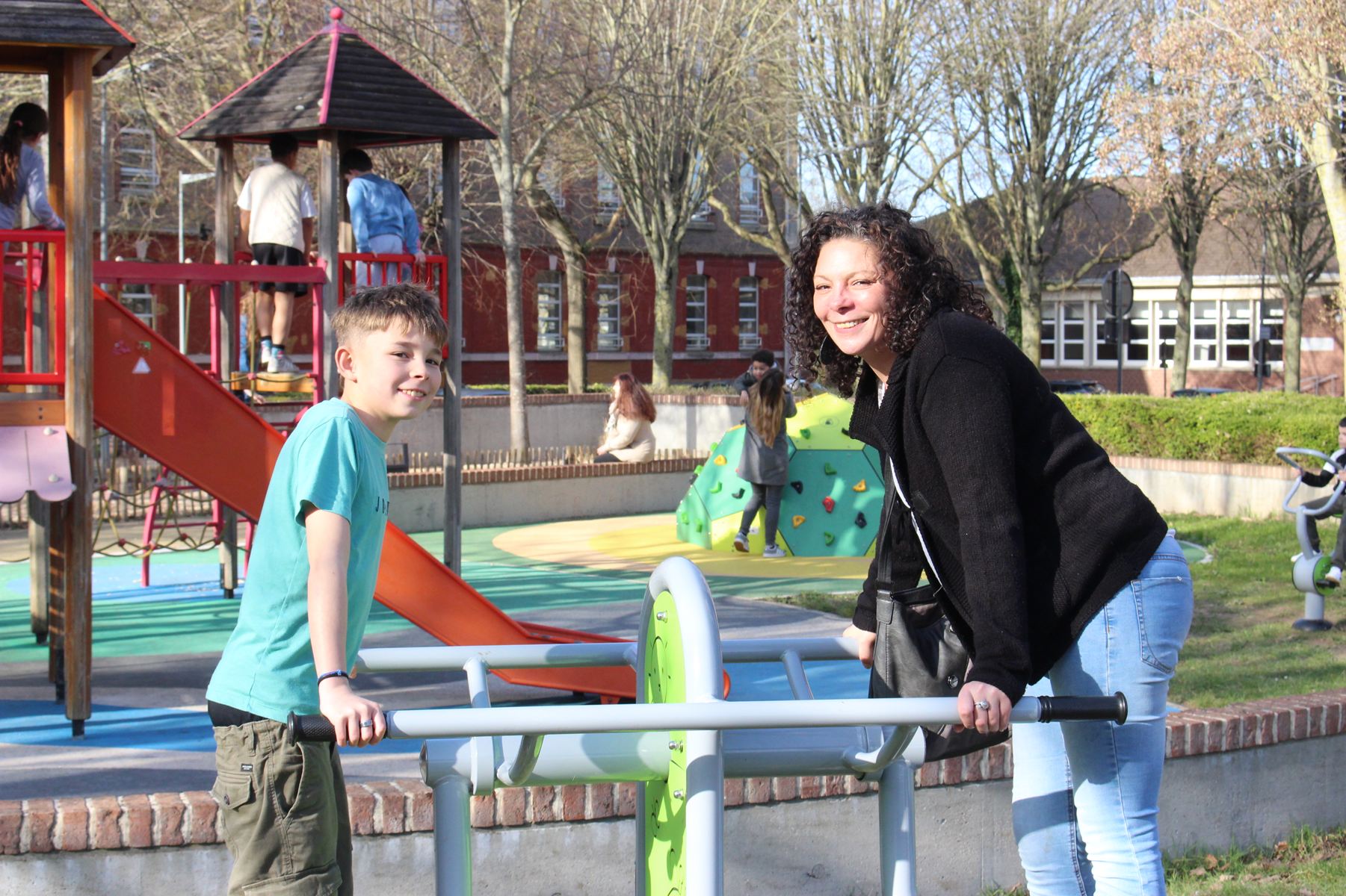 Les Amiénois se réapproprient le square Friant – Les Quatre Chênes