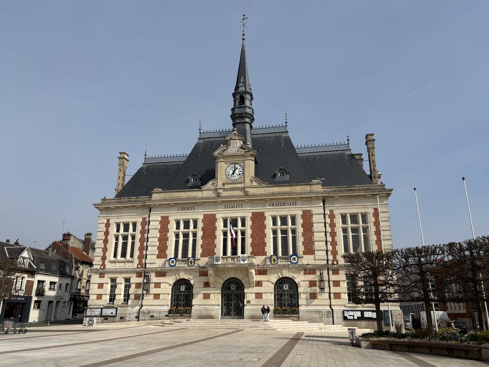 Aisne : Le maire de Laon réélu, le RN barré à Villers-Cotterêts et à Chauny