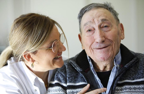 «Mémé part en vadrouille» : une conférence qui interroge le marché des services aux seniors