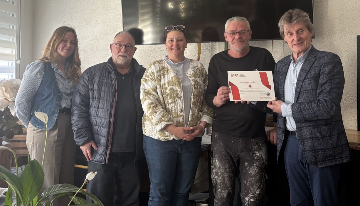 Villers-Bretonneux : l’artisan façadier Christophe Lecerf, Maître artisan