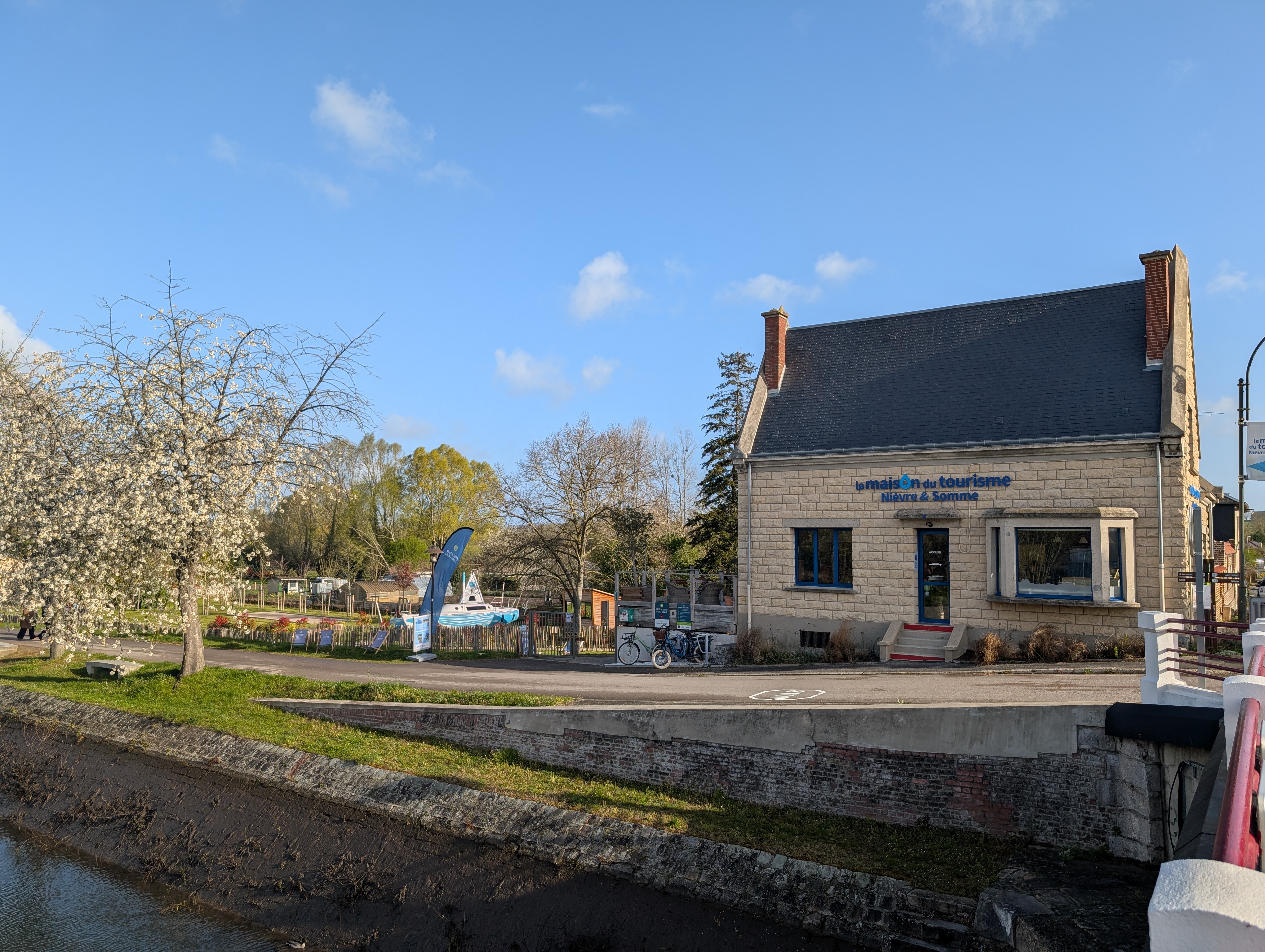 À Picquigny, le Département lance le réseau des Maisons de la vallée