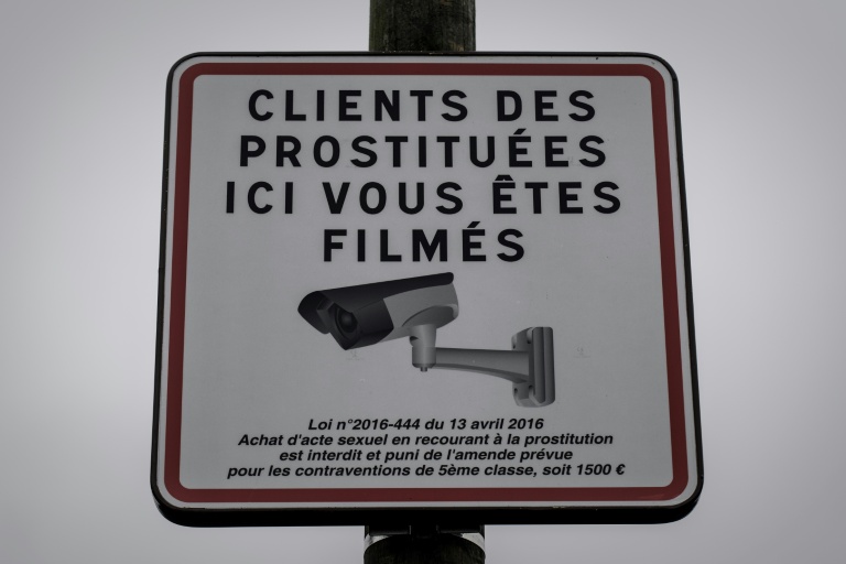 Qui sont les prostituées, les clients et les proxénètes en France en 2026?