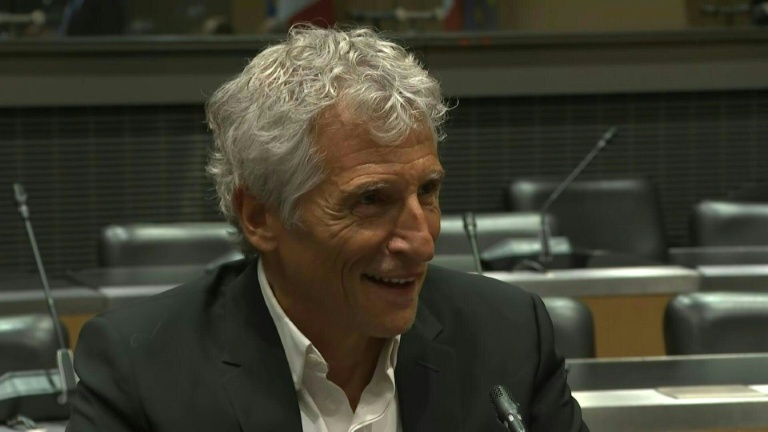 Commission sur l'audiovisuel public: Nagui accuse le rapporteur de l'avoir 