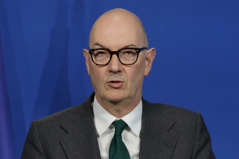 Lescure demande à la Commission d'enquêter sur les marges des raffineries européennes