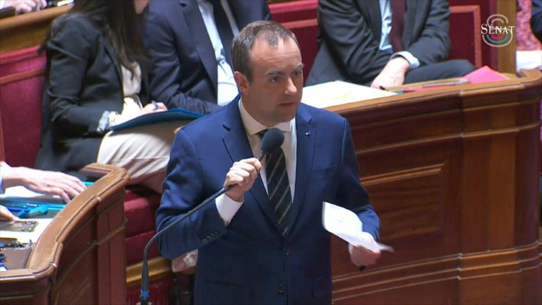 Cessez-le-feu en Iran: pétroliers et gouvernement misent sur une baisse des prix à la pompe