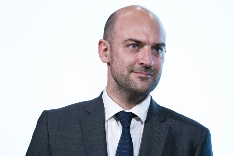 Liban: le chef de la diplomatie française dénonce des 