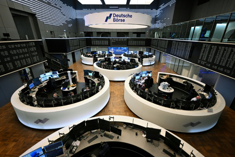 Moyen-Orient: les Bourses d'Europe ouvrent en repli, Paris -0,94%, Londres -0,56%, Francfort -0,96%