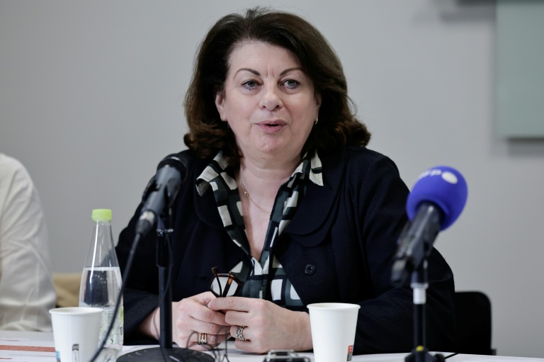 Pédocriminalité dans l'Église: sur le départ, la responsable des réparations dit sa préoccupation