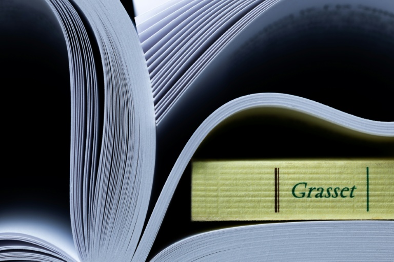 Grasset: 300 auteurs appellent à la création d'une 