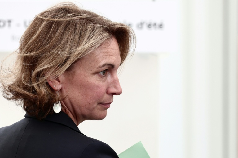 Prix du carburant: Léon (CFDT) plaide pour étendre les aides ciblées