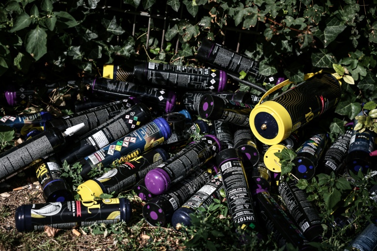 Protoxyde d'azote: un million de bonbonnes dans les incinérateurs franciliens en 2025