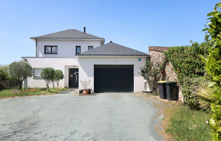 Possible féminicide: les recherches se poursuivent pour retrouver une jeune mère