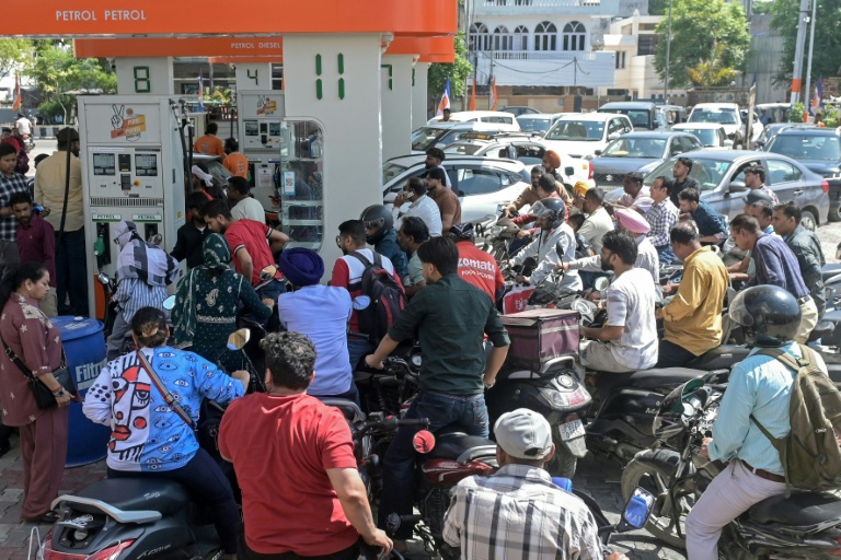 Pour éviter une pénurie, l’Inde diversifie ses approvisionnements pétroliers