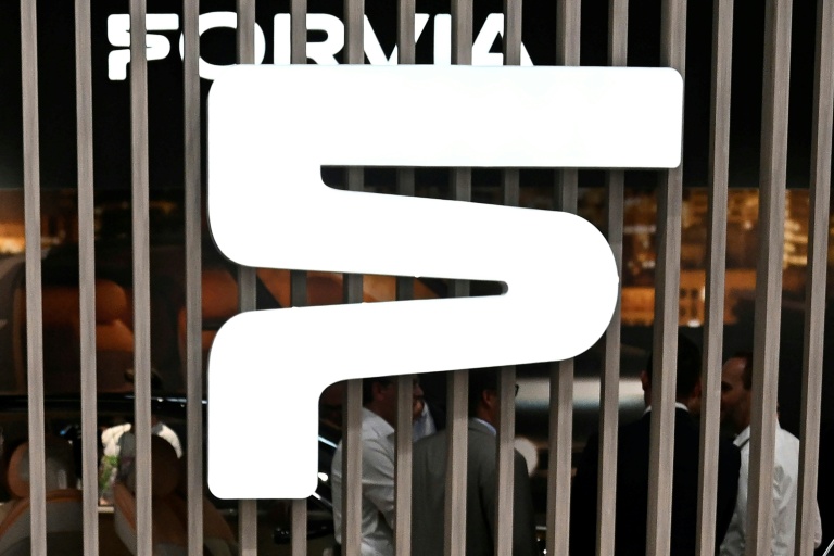 Automobile: Forvia vend sa division d'aménagements intérieurs à un fonds américain