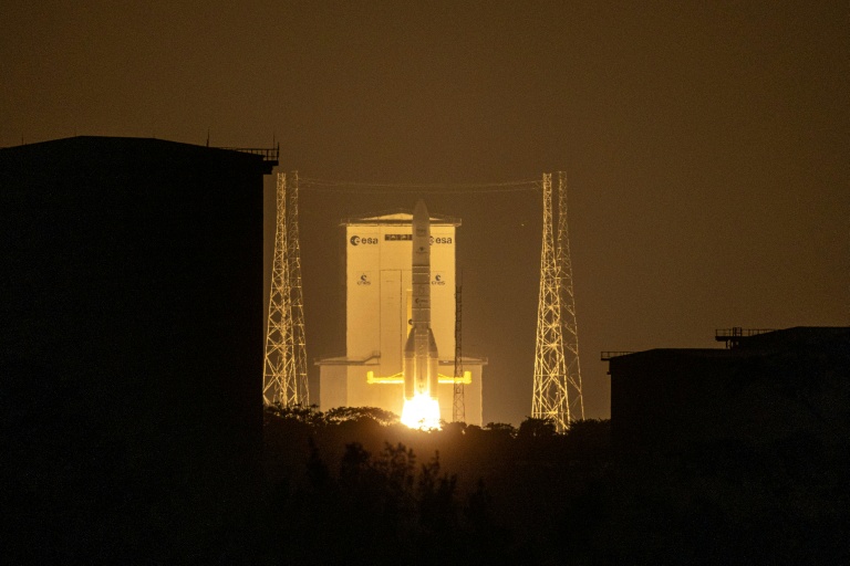 Mission réussie pour Ariane 6 qui lance un nouveau lot de satellites Amazon Leo, rival de Starlink