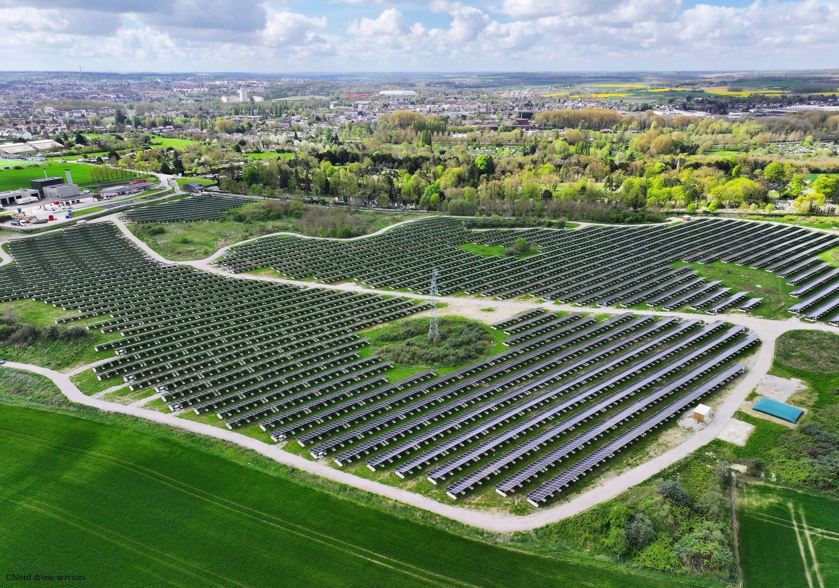 La centrale solaire de l'aéroport d'Amiens en piste