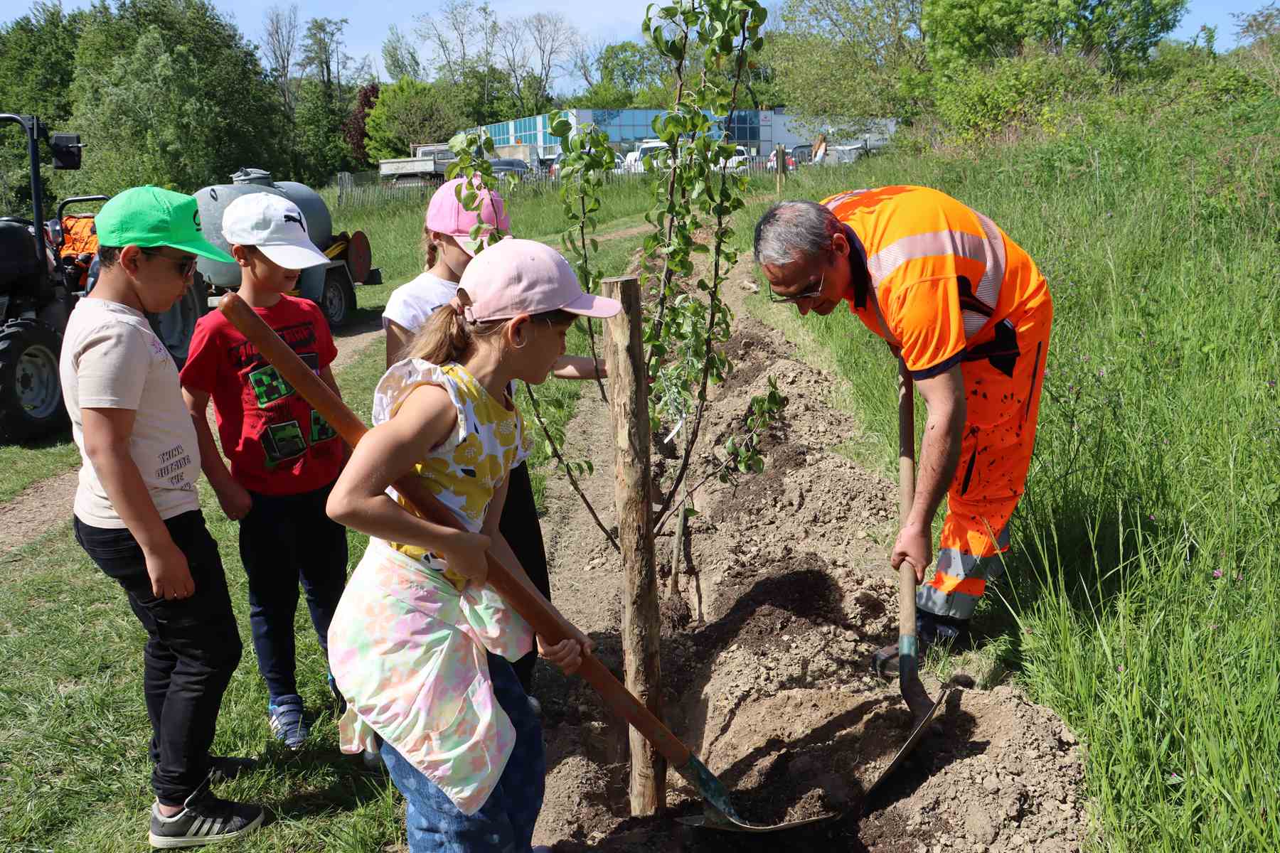 Château-Thierry : Replanter des haies avec la jeune génération