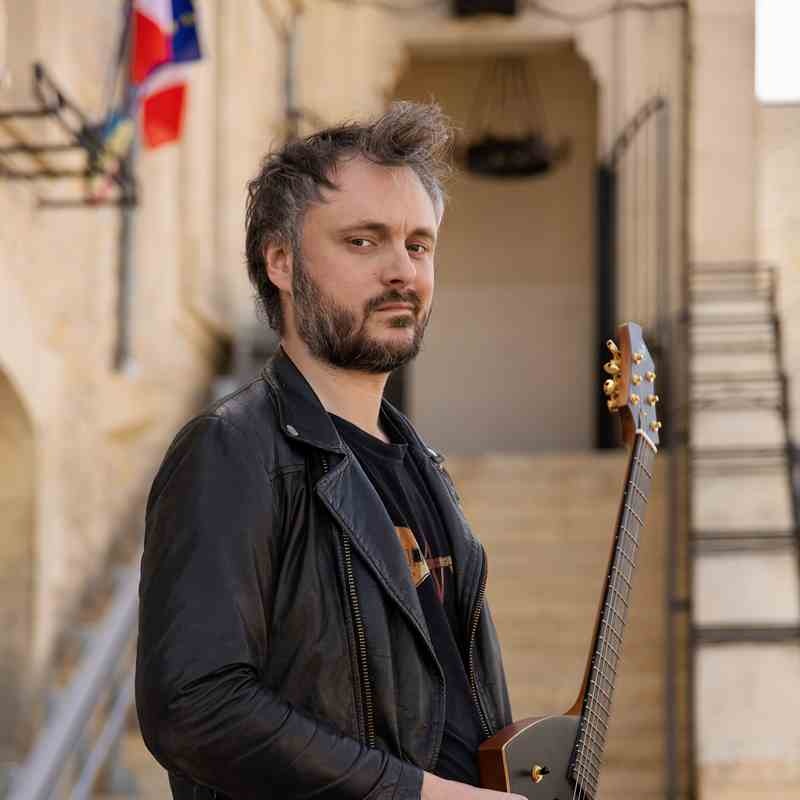Ambroise Centonze-Sandras, maire et rockeur