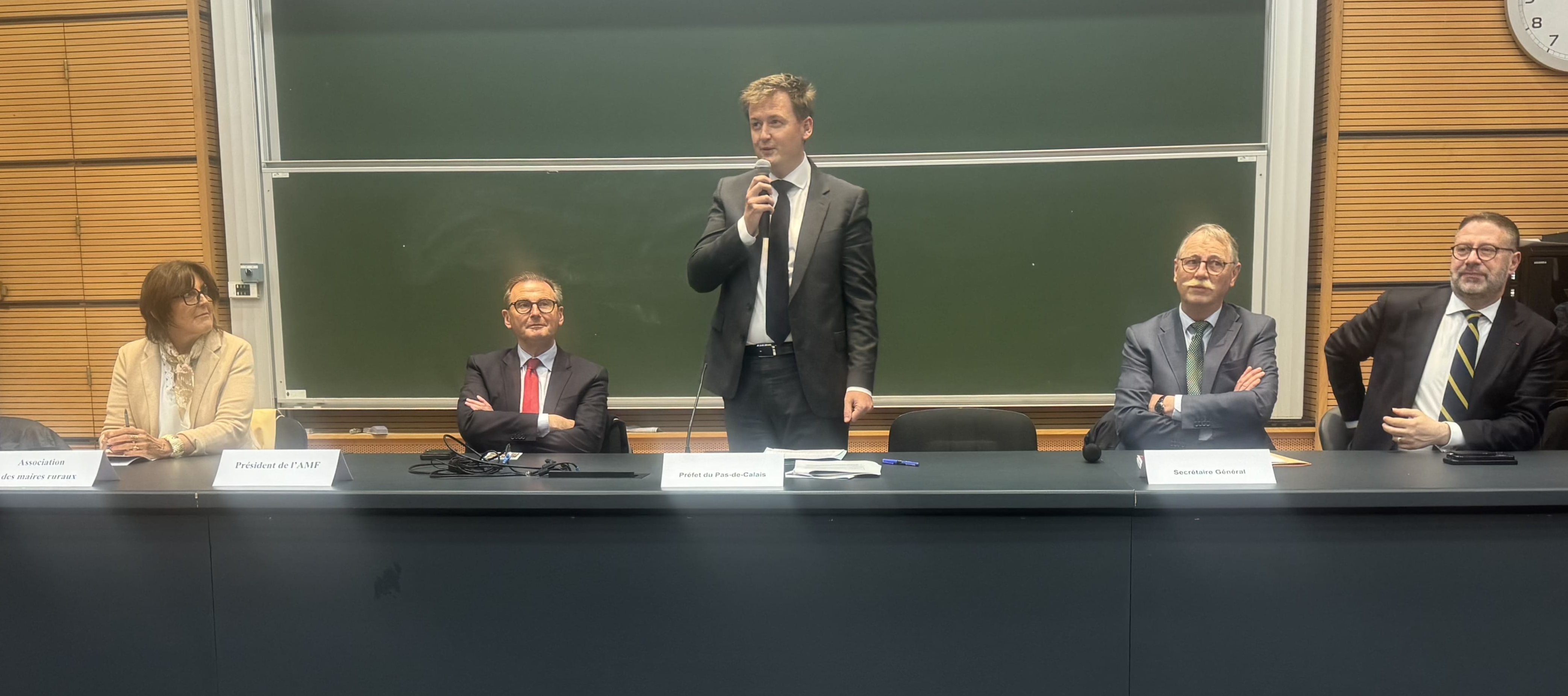 Elections municipales : des échanges avec les maires organisés dans le Pas-de-Calais