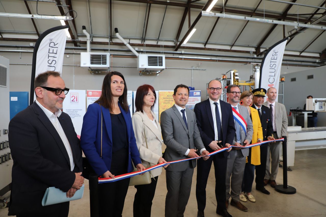 Formation industrielle : la Région renforce son soutien au Campus Mecateam