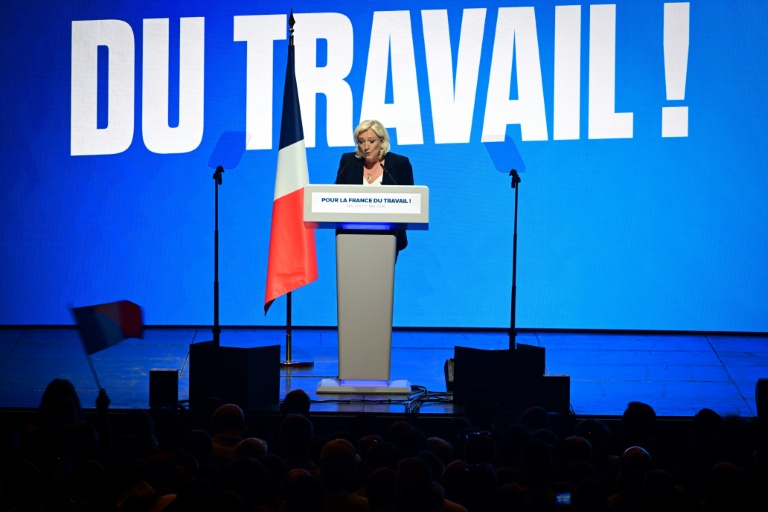 Le Pen réaffirme la 